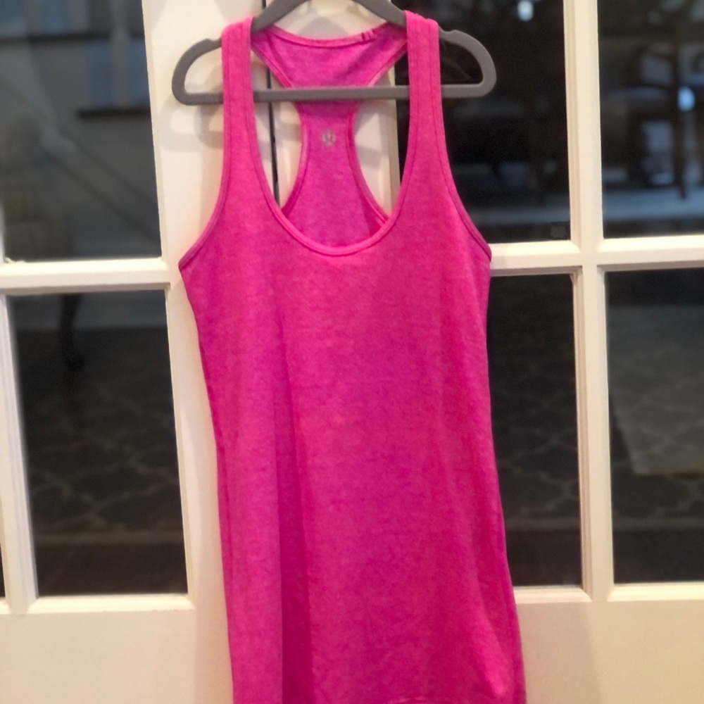 Lululemon Size 4 Cool Racerback Tank